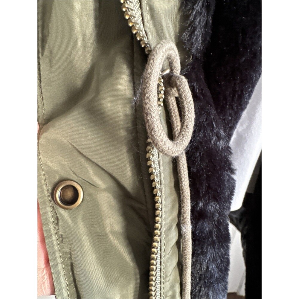 Gap Big Puff Jacket Women Sz Green Long Sleeve Zipper Pockets Fluffy - Picture 11 of 16